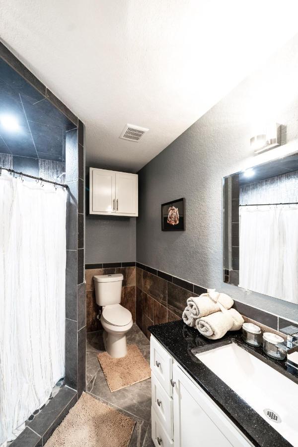 Private Hot Tub3Bd2Ba 2 Miles To Sa River Walk San Antonio Bagian luar foto