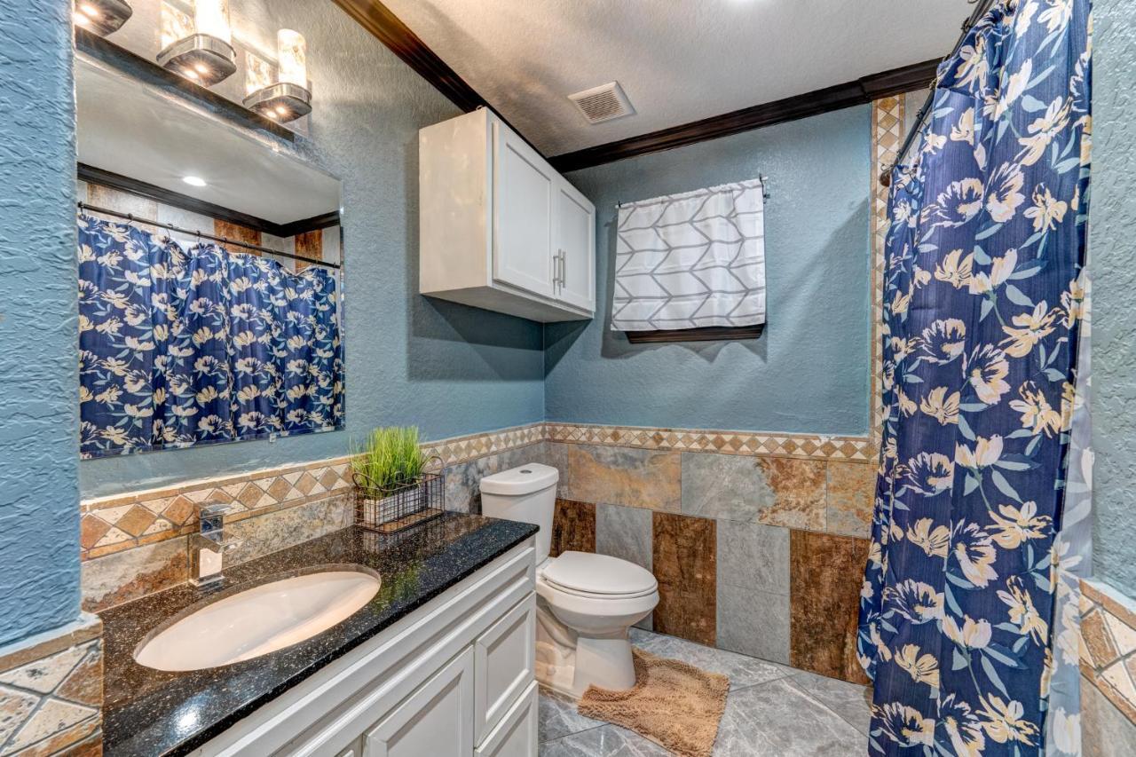 Private Hot Tub3Bd2Ba 2 Miles To Sa River Walk San Antonio Bagian luar foto