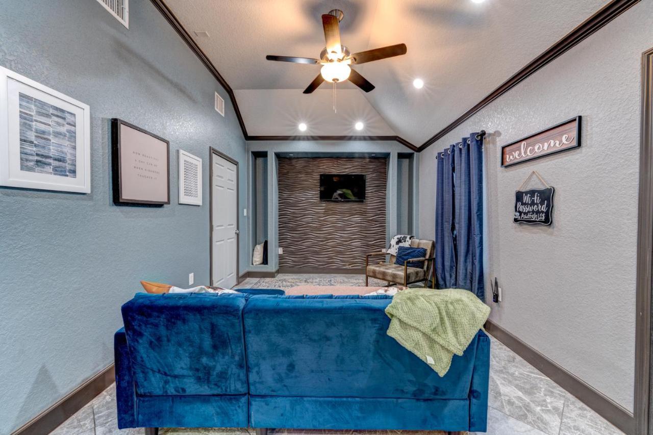 Private Hot Tub3Bd2Ba 2 Miles To Sa River Walk San Antonio Bagian luar foto