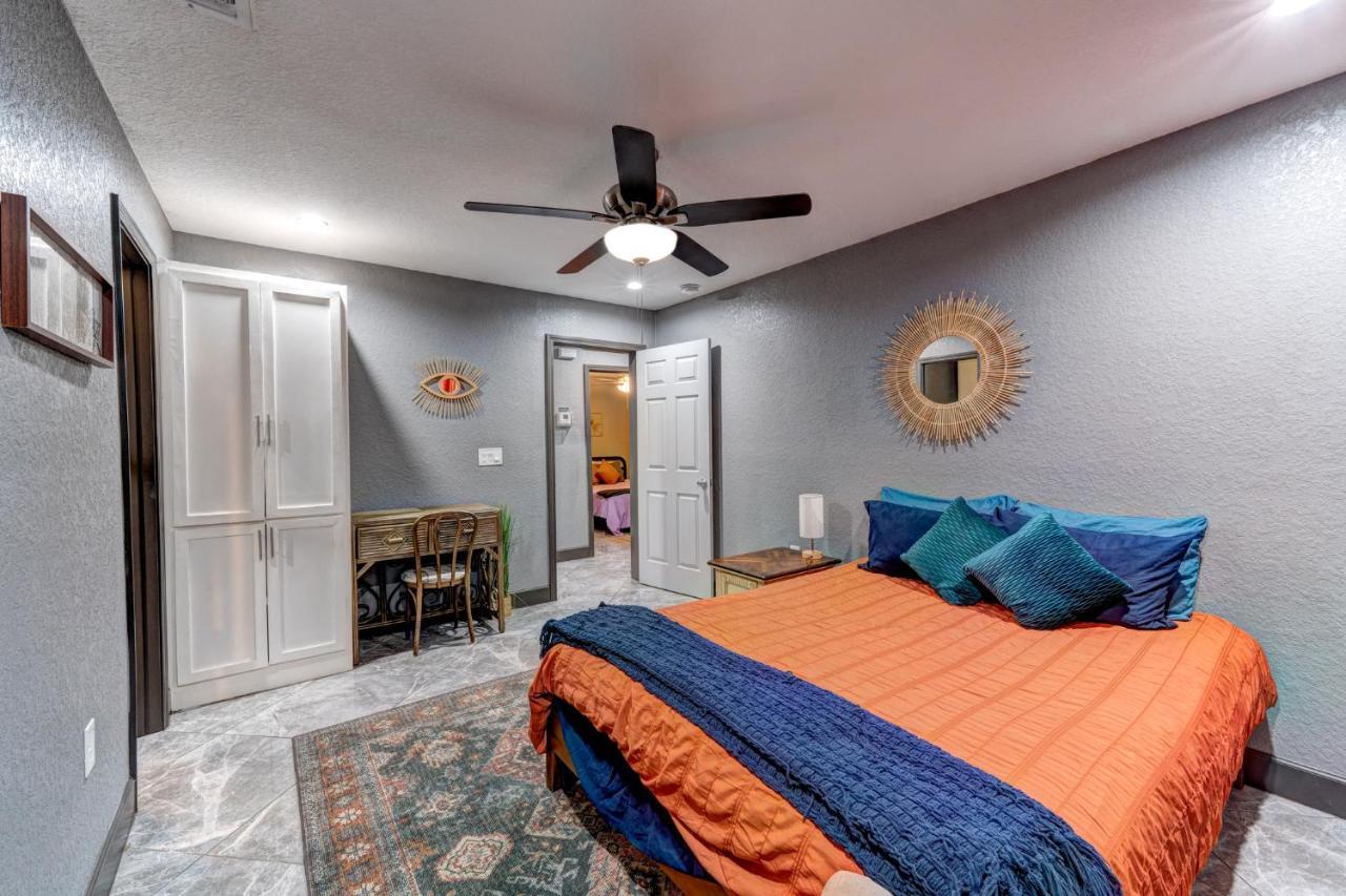 Private Hot Tub3Bd2Ba 2 Miles To Sa River Walk San Antonio Bagian luar foto